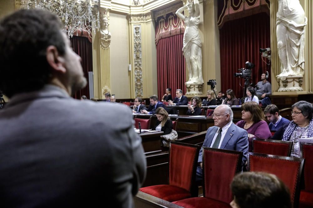 Pleno del Parlament del 1 de febrero