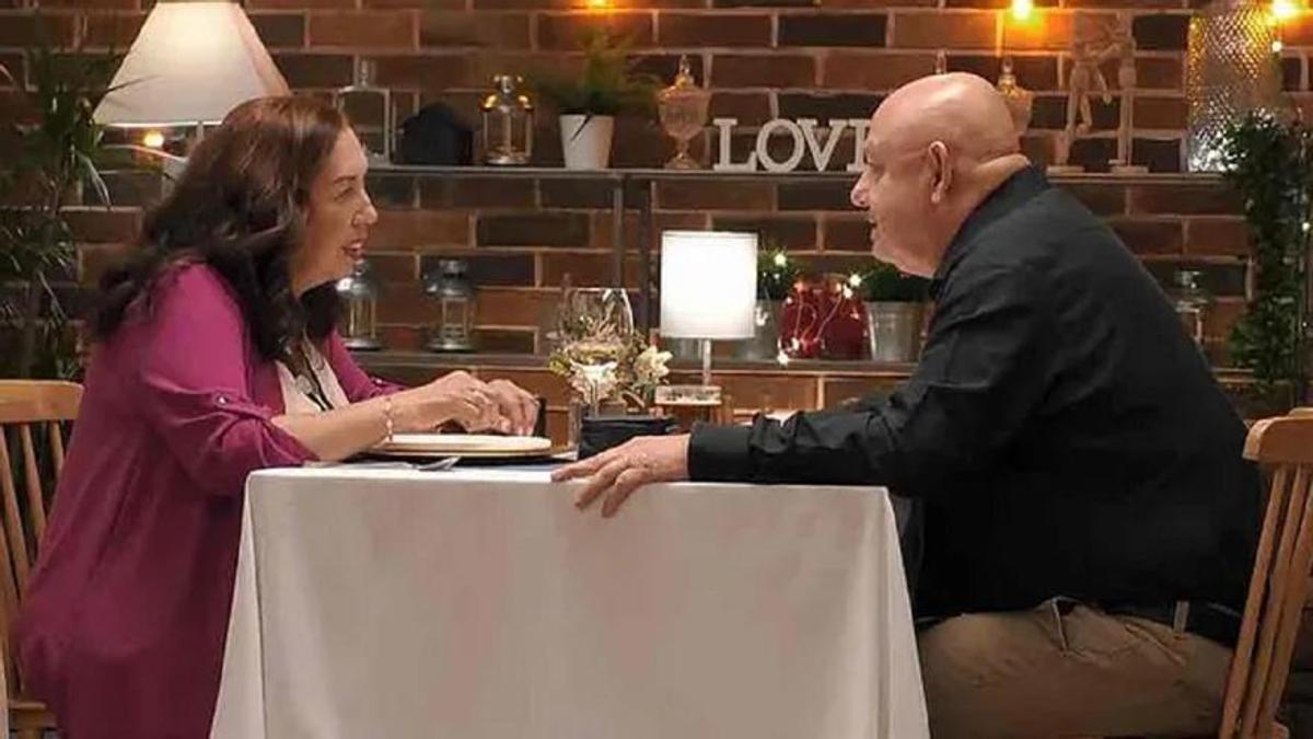 Soltero no se corta con Carlos Sobera: "en la tele se te ve más gordo"