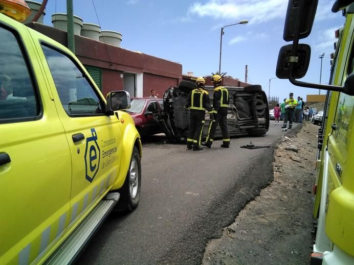 Accidente de una furgoneta en Gáldar