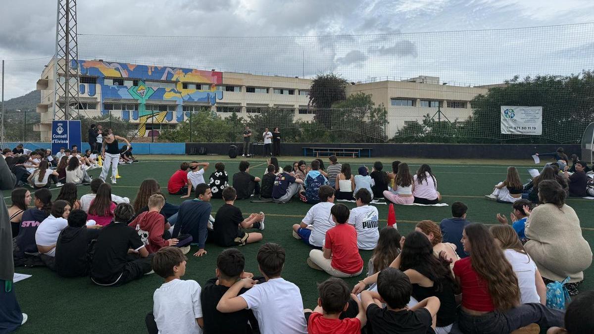 Alumnos del instituto Sant Agustí reciben un reconocimiento bajo el programa TEI.