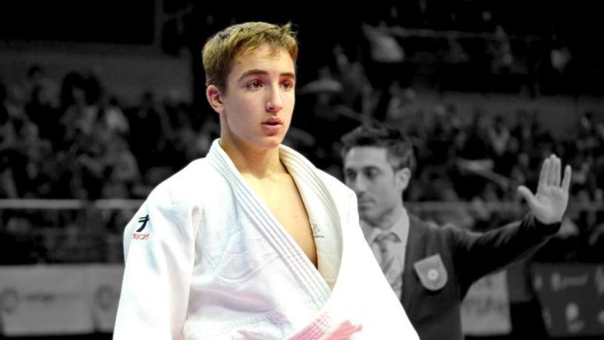 Pau Santacreu , judoka , campió de  Cataunya júnior i  cadet.