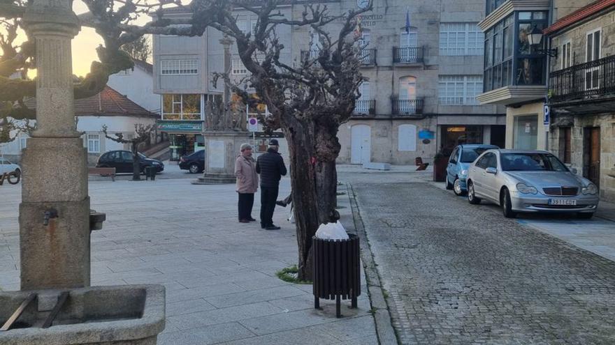 Plaza del Cantero Cerviño, en Covelo.   | // D.P.