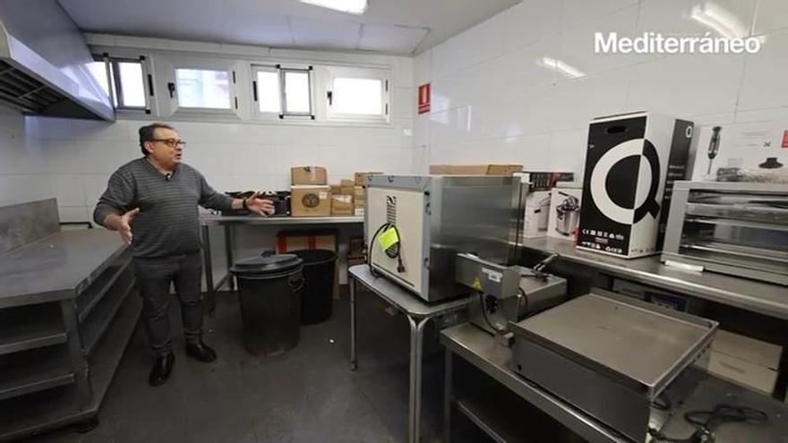 “Aquí había colas”: el centro de mayores de Columbretes en Castelló sigue sin comedor siete años después