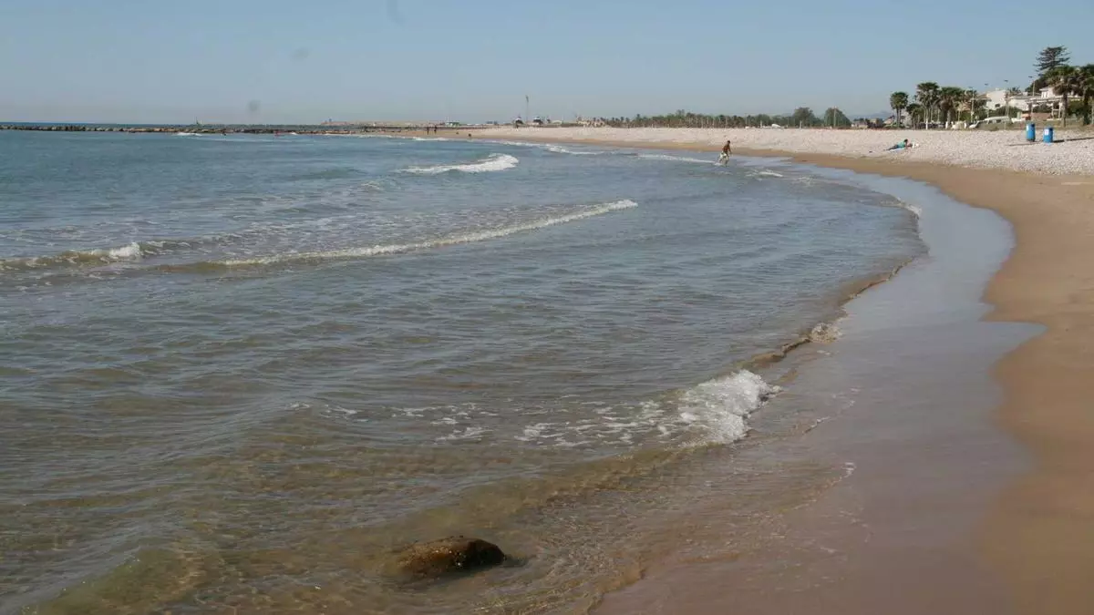 Fallece ahogado un hombre de 65 años en la playa de la Malva-rosa de Borriana