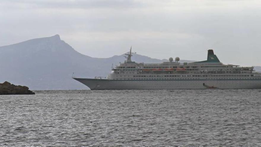 El crucero &#039;Albatros&#039; tiene 205 metros de eslora y capacidad para 830 pasajeros.