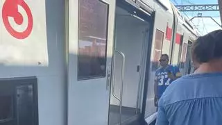 Nuevo incidente en Cercanías Madrid: un tren detenido en Vallecas con una cortina de humo en uno de sus vagones