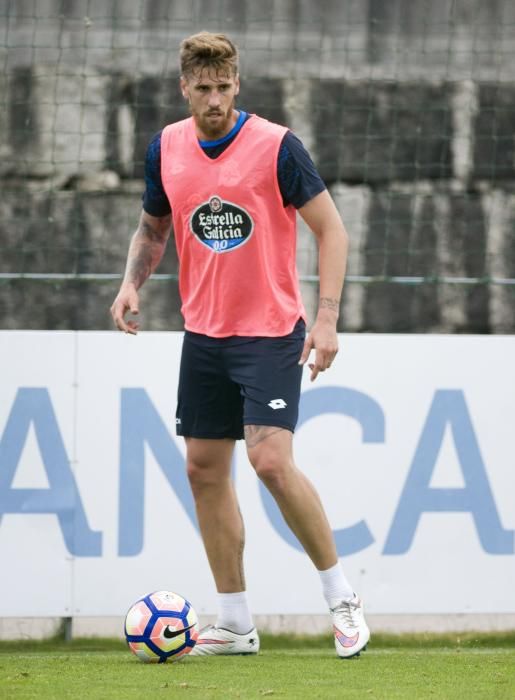 Fayçal Fajr ha retrasado su vuelta a los entrenamientos después de las vacaciones.