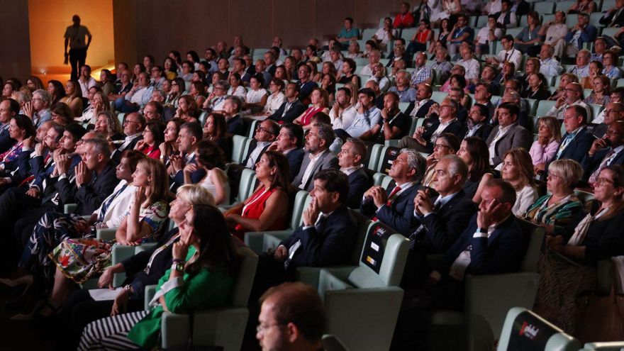 Geopolítica e IA centrarán el congreso económico de Zona Franca el 12 y 13 de noviembre