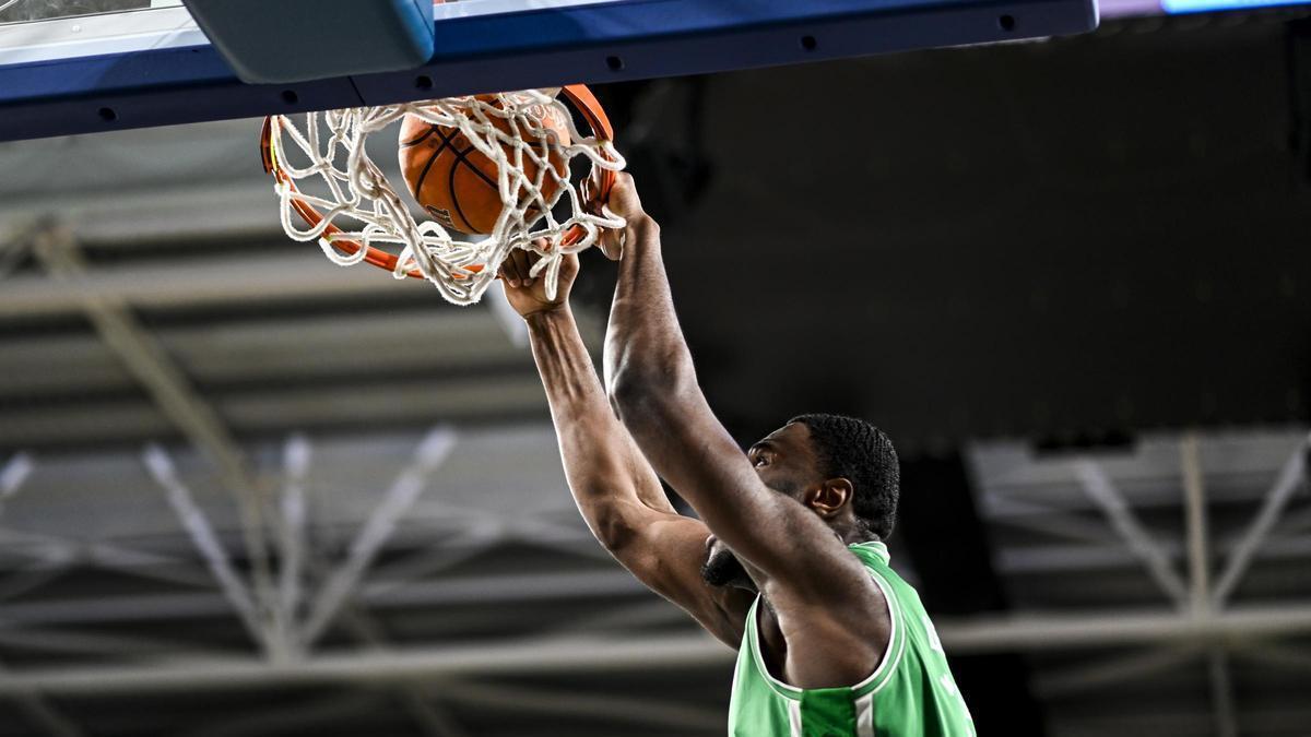 Fotogalería | Las imágenes del Cáceres Patrimonio - Logrobasket