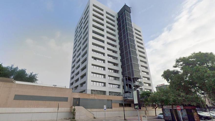 La Inspección de Trabajo valida la denuncia de CCOO sobre el estado del Edificio Blanco en Málaga y pide a la Junta que subsane sus deficiencias