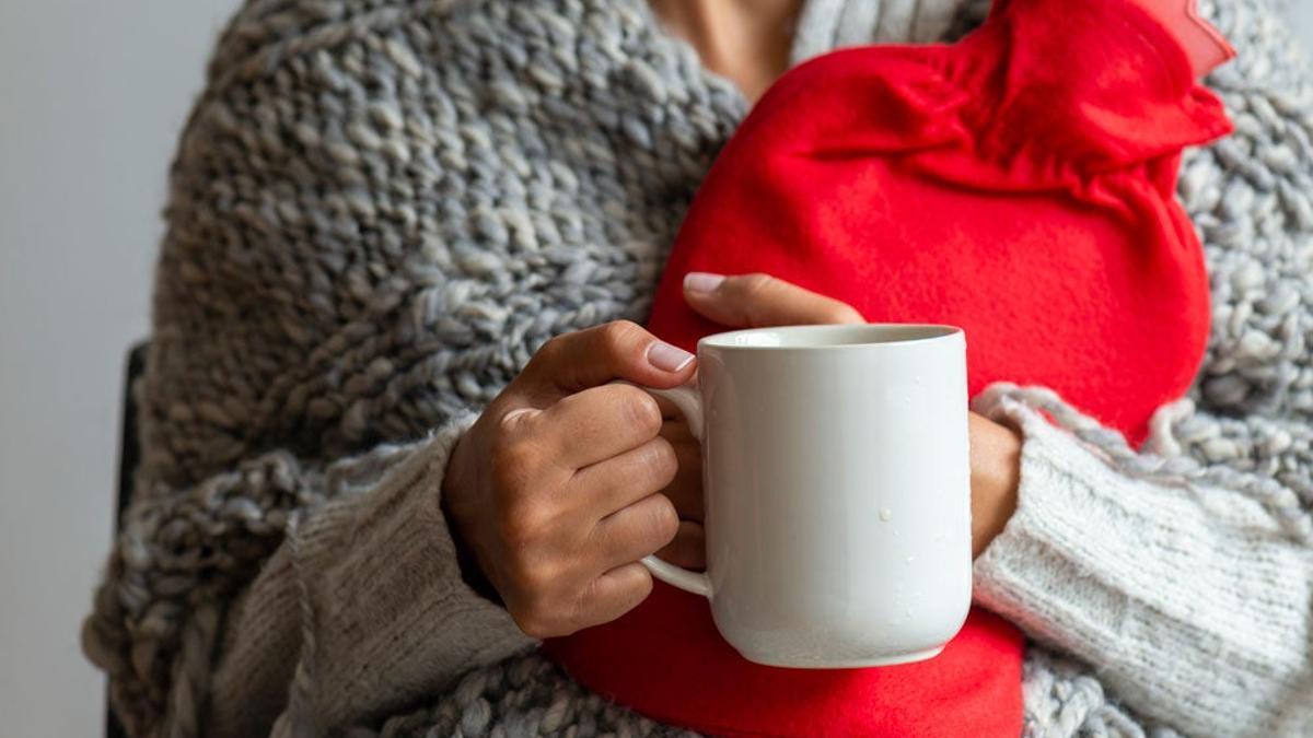 La regla duele más en invierno: toca abrigar a la copa menstrual