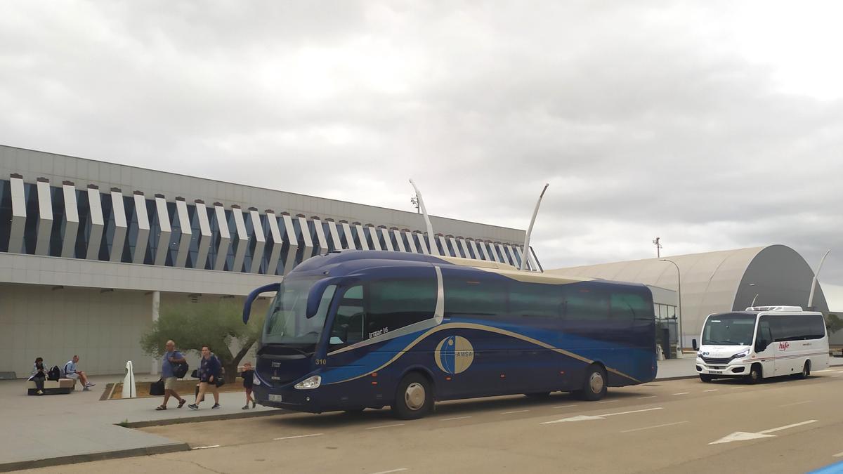 El servicio de autobús del Aeroport de Castelló.