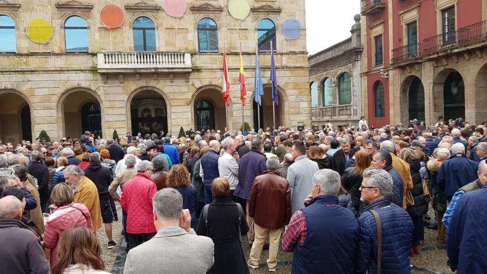 La defensa de la Universidad Laboral como Patrimonio mundial toma la calle