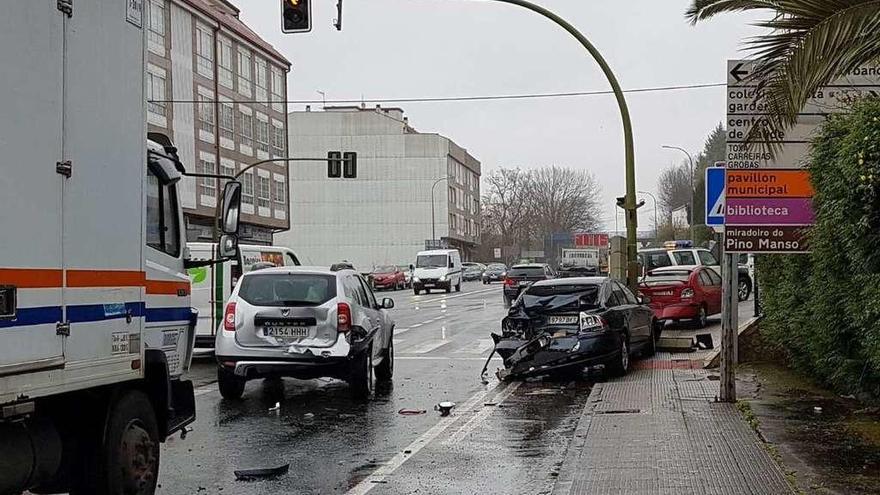 Los cuatro vehículos implicados (de izquierda a derecha) en el lugar del accidente. // Cedida