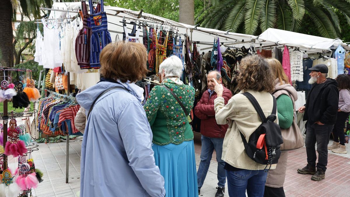 VÍDEO | El comercio critica la venta de "falsificaciones" en el mercadillo de Womad en Cáceres