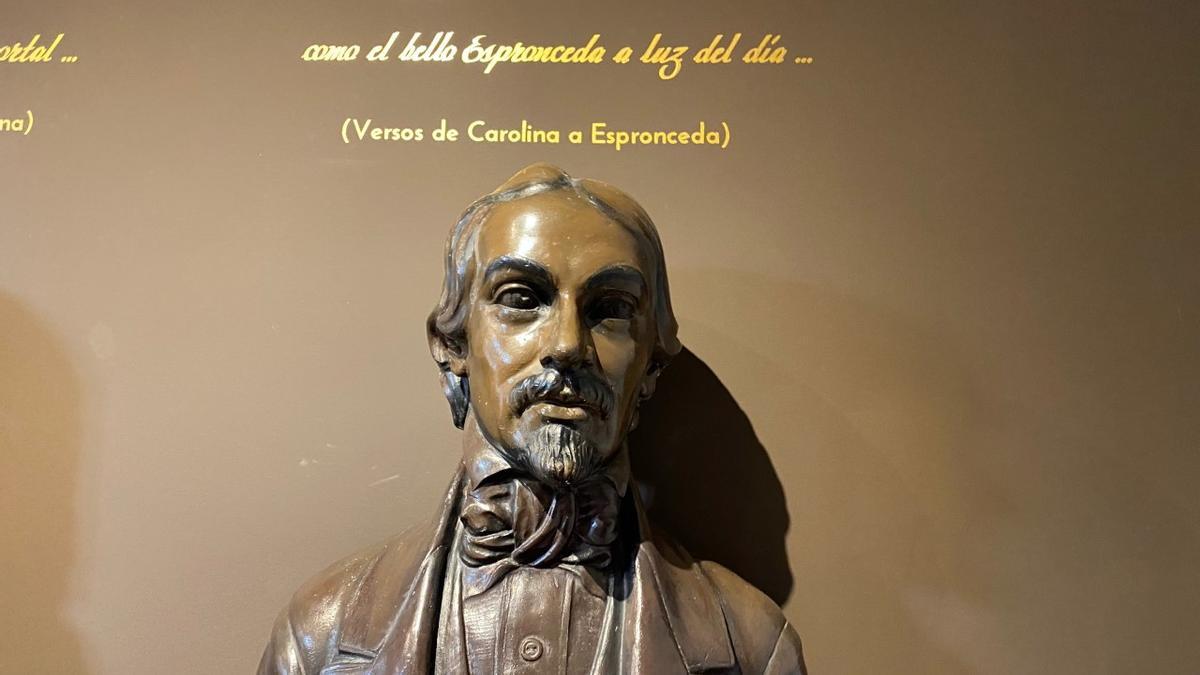 Busto de Espronceda que está en el ayuntamiento de Almendralejo