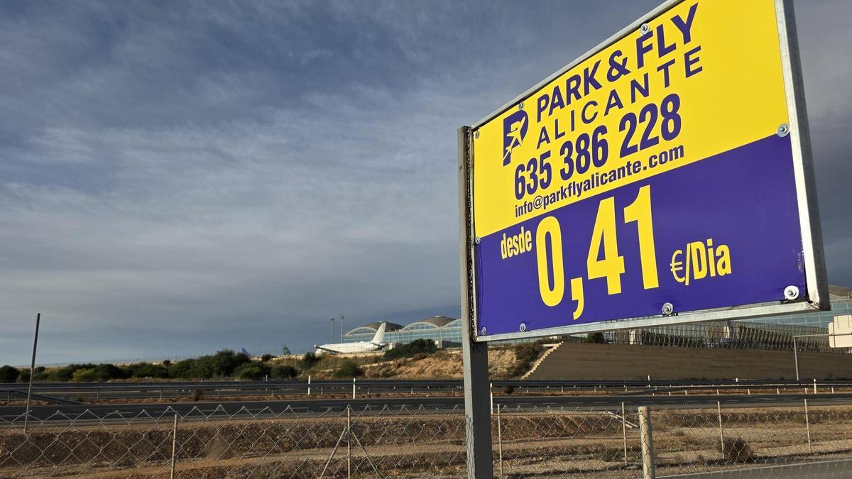 Park &amp; Fly es una alternativa al aparcamiento tradicional en el Aeropuerto de Alicante.