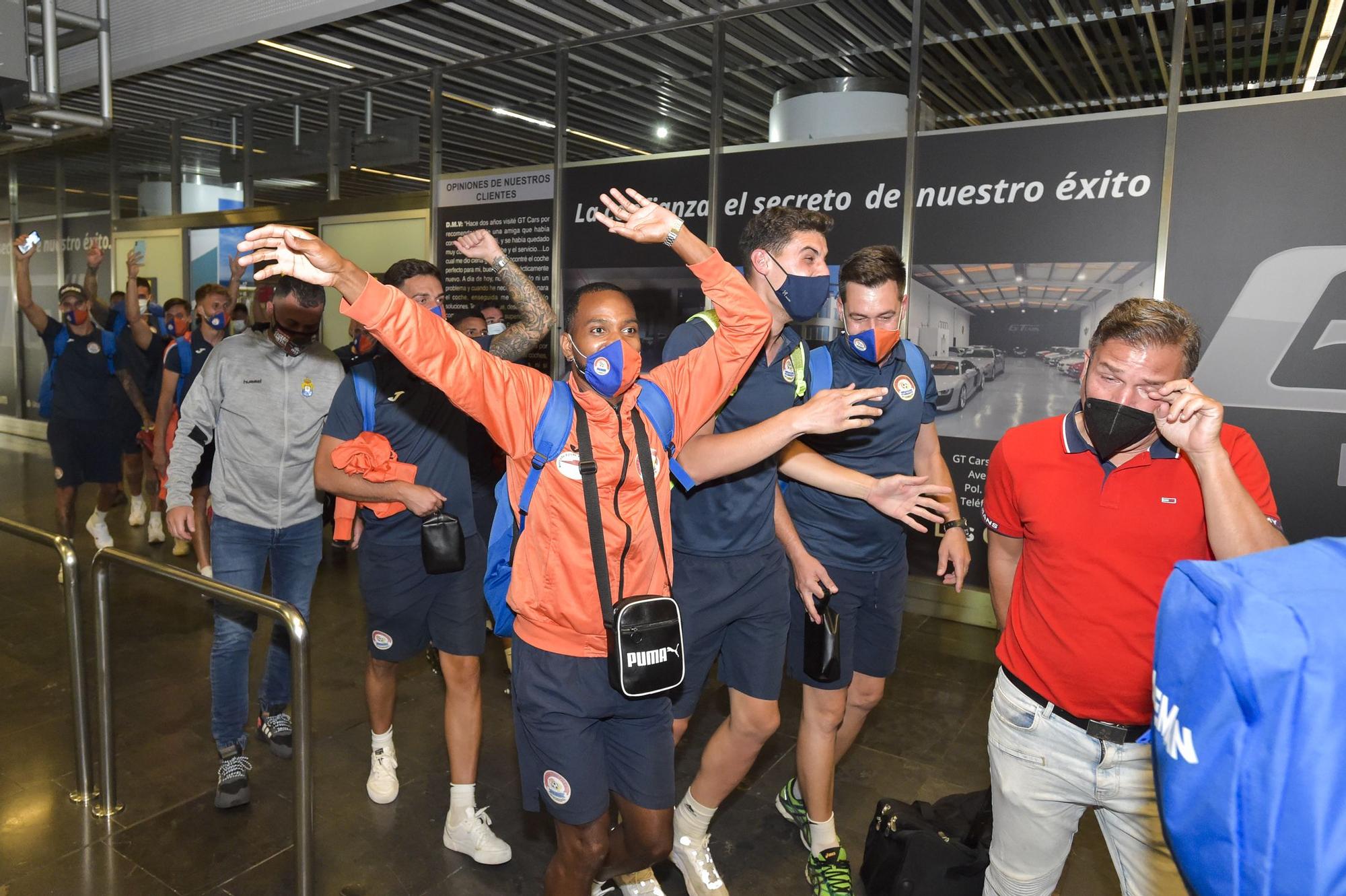 Llegada del Panadería Pulido San Mateo tras el ascenso