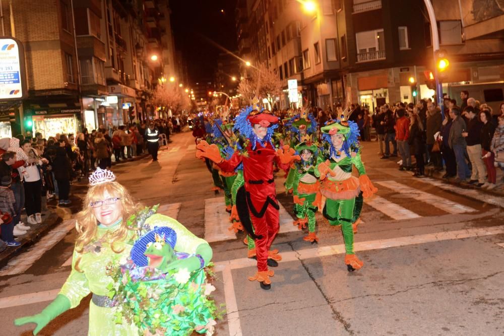 Desfile del Antroxu en Mieres