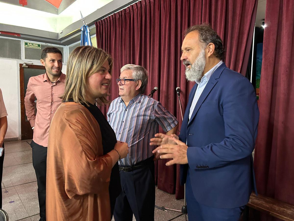 Llamedo con viceconsul La Plata