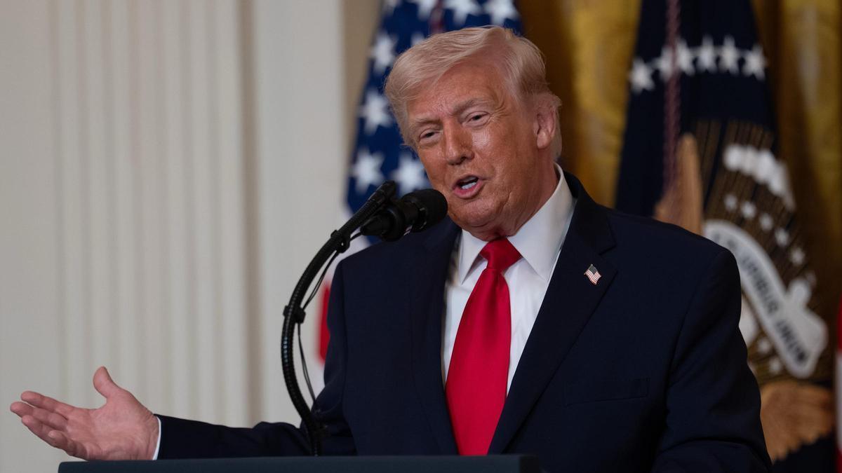 Trump propone una misión naval internacional para reabrir el estrecho de Ormuz