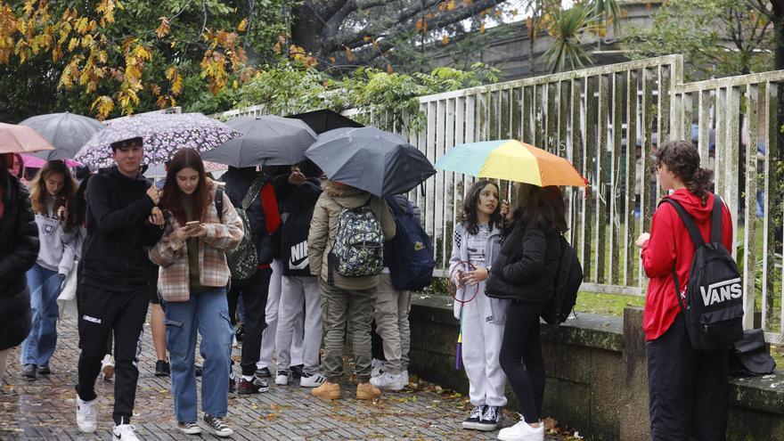 Los institutos todavía cuentan con más de 1.000 vacantes para el próximo curso