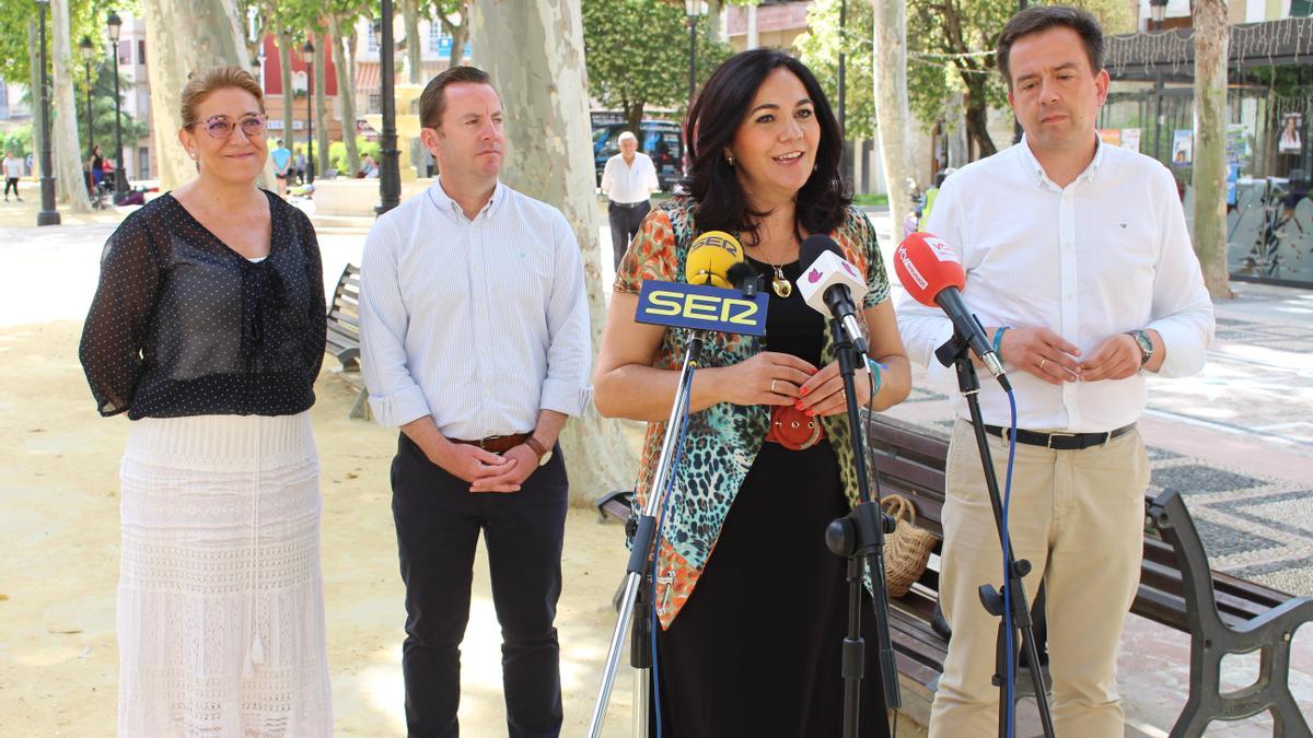 Rosario Valverde, Francis Aguilar, María de la O Redondo y Aurelio Fernández.