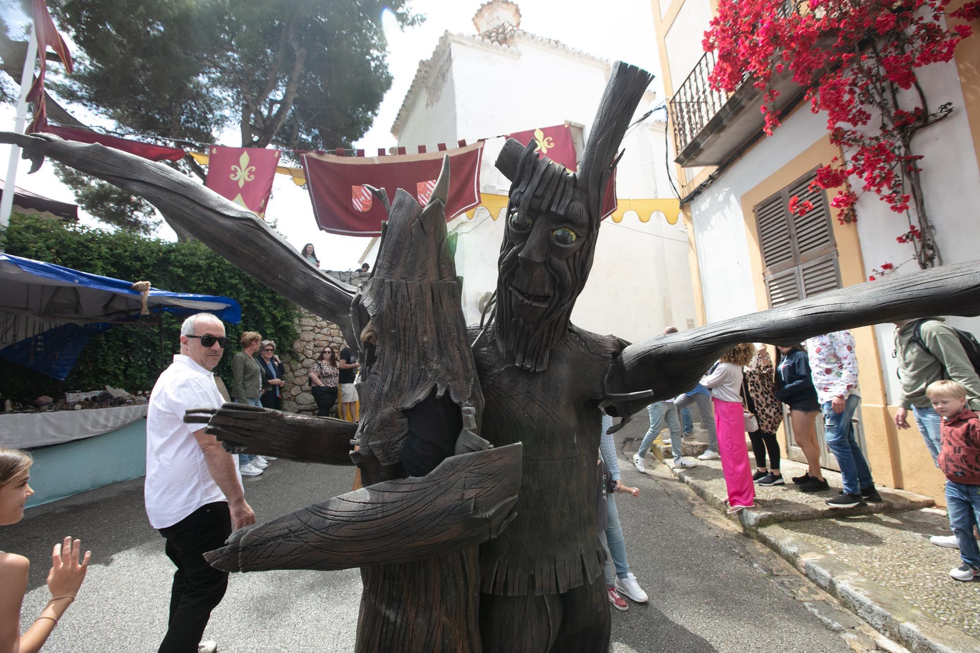 Imágenes de la Feria Medieval de Ibiza este sábado