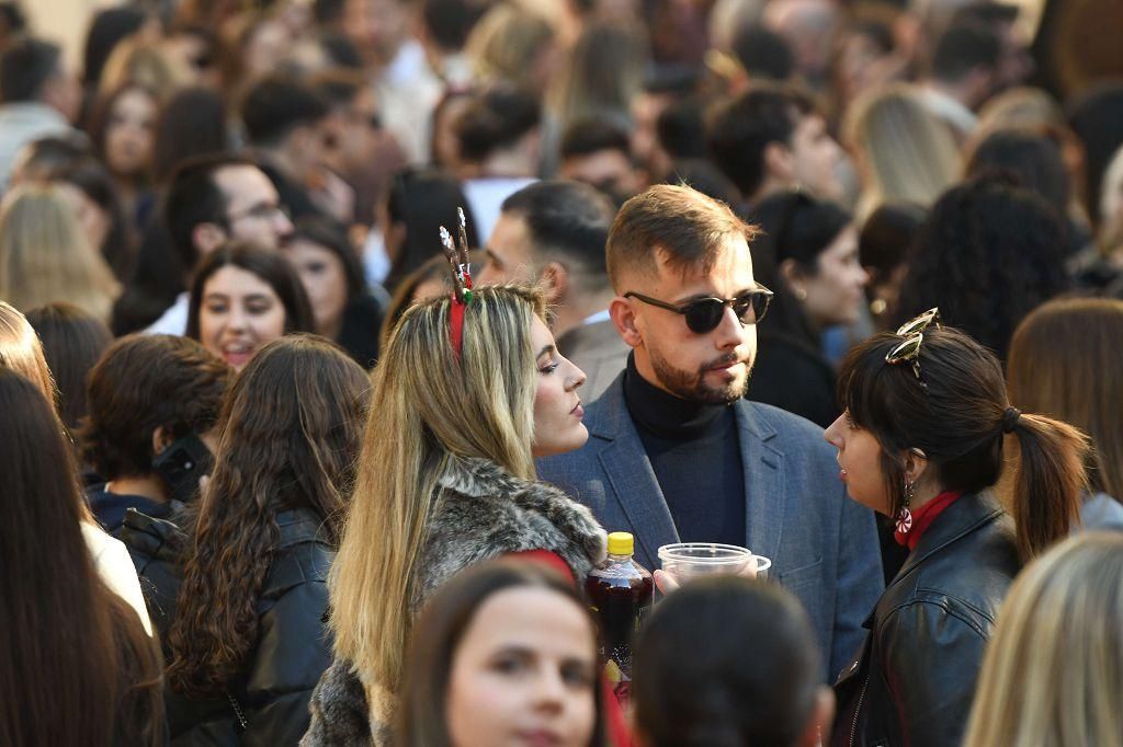 Murcia se echa a las calles durante el tardeo de Nochebuena