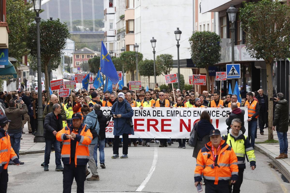 EN IMÁGENES: Así fue la manifestación que llenó las calles de Navia en ...