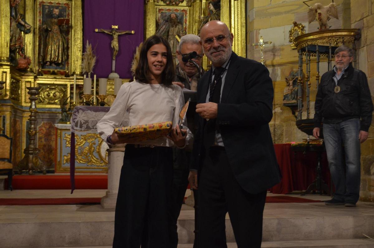 La Junta Pro Semana Santa de Benavente entrega los premios a los ganadores del Concurso de Fotografía La Junta Pro Semana Santa de Benavente entrega los premios a los ganadores del Concurso de Fotografía