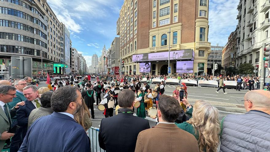 VÍDEO | Los gaiteros de Zamora se lucen en la Gran Vía de Madrid