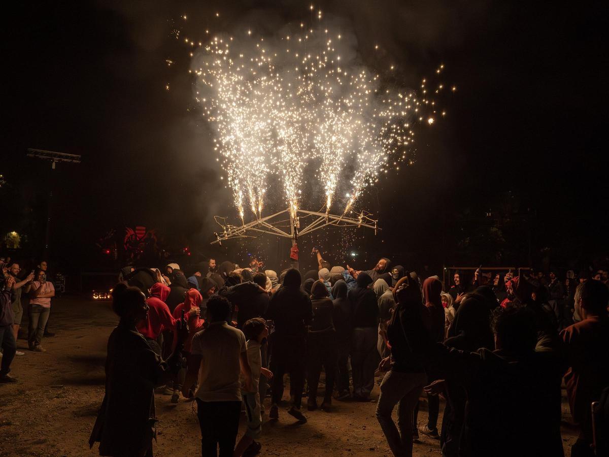 La Nit del Foc il·lumina Figueres La Nit del Foc il·lumina Figueres