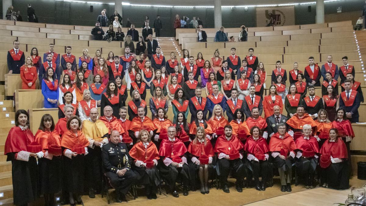 Una imagen de la graduación de la UMH