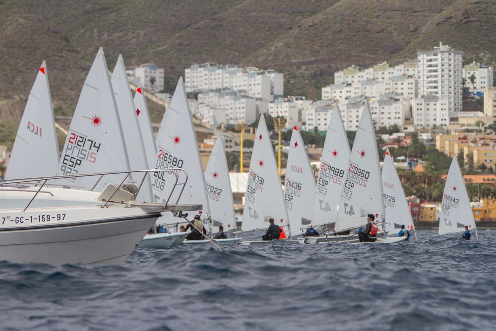 Martina Reino se adjudica la VII Regata de Carnaval