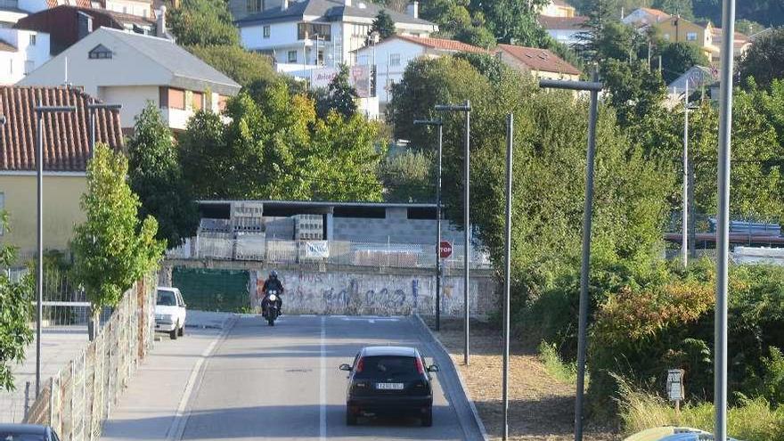 La calle Johán Carballeira en la confluencia con Ramón Bares. // Gonzalo Núñez