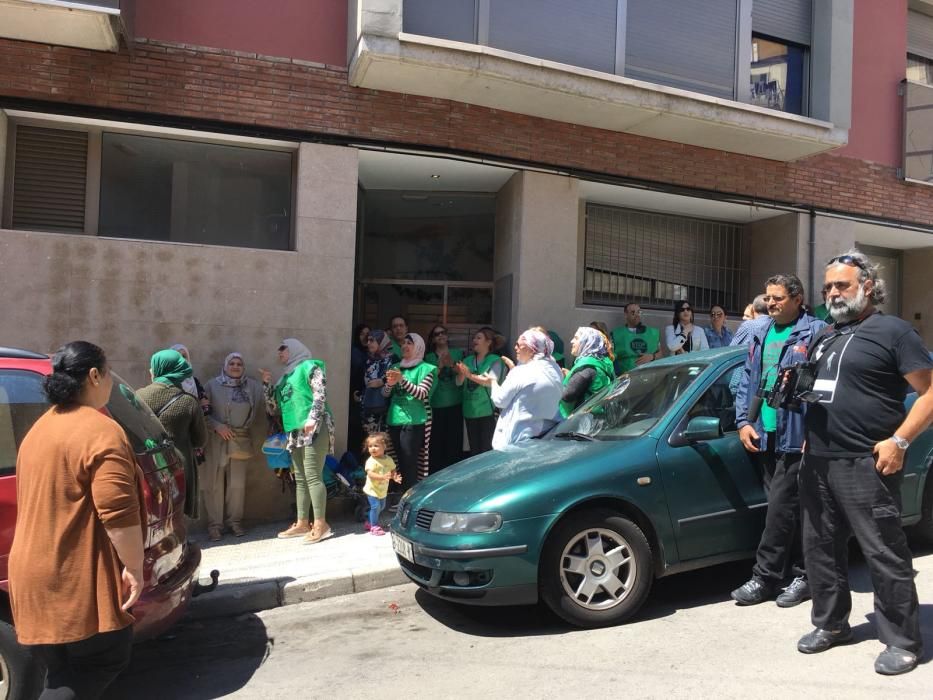 La PAHC atura un desnonament al carrer Girona