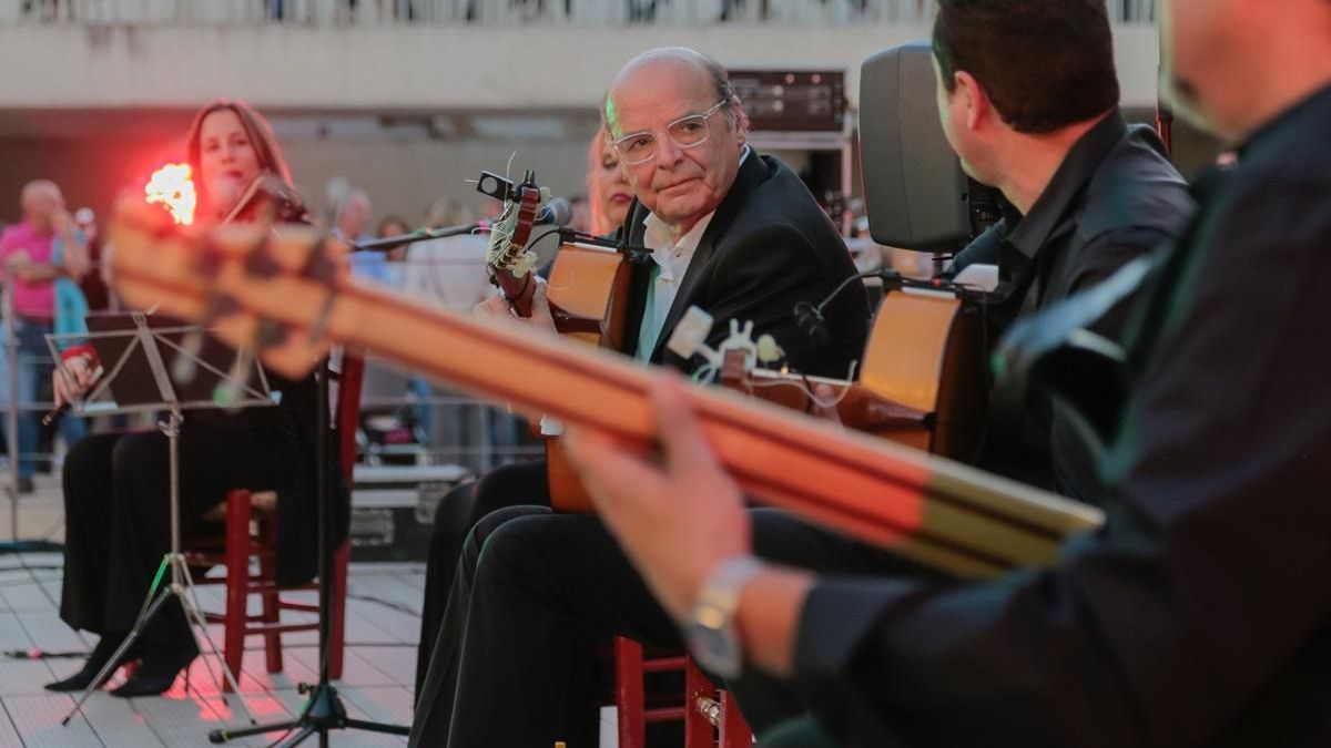 El guitarrista Miguel Vargas, durante una actuación en el Templo de Diana.