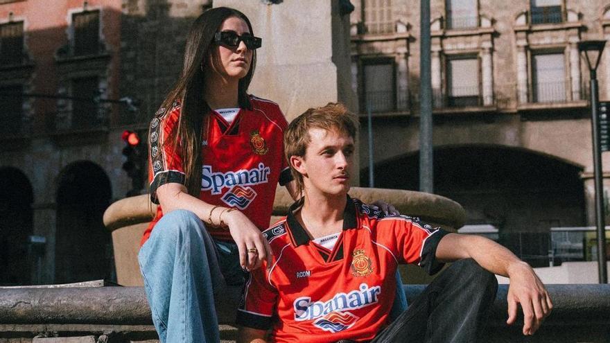 Precio y dónde comprar la camiseta retro del Mallorca 96-97