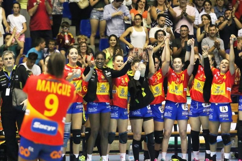 Las 'Guerreras' vencen a Bulgaria