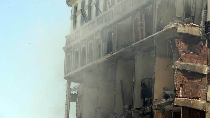 Una fuerte explosión destroza el hotel Saratoga del centro de La Habana
