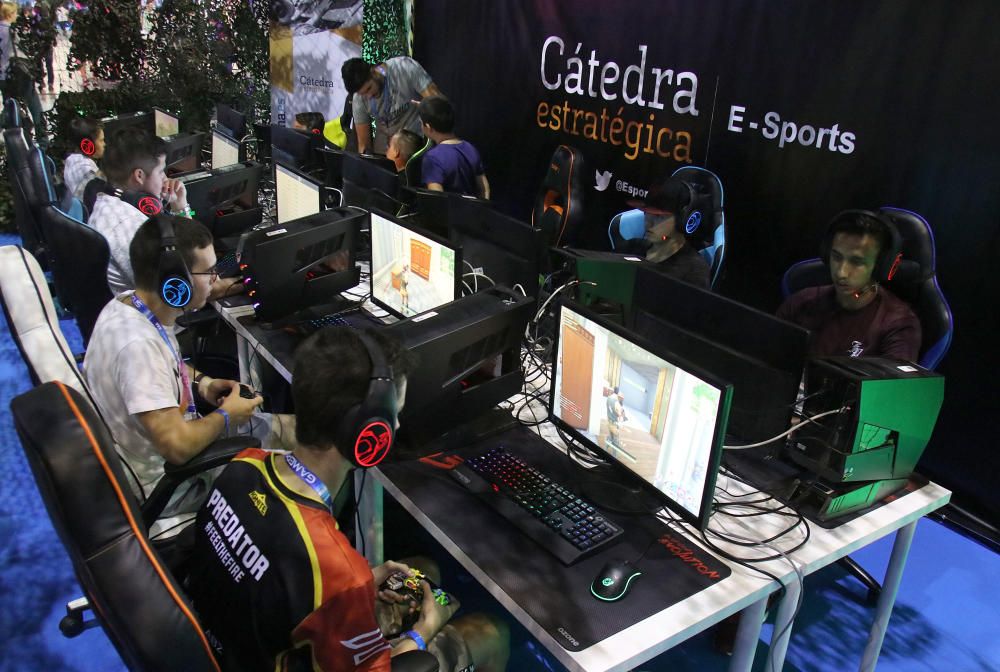 Gamepolis convierte a Málaga en la capital de los videojuegos