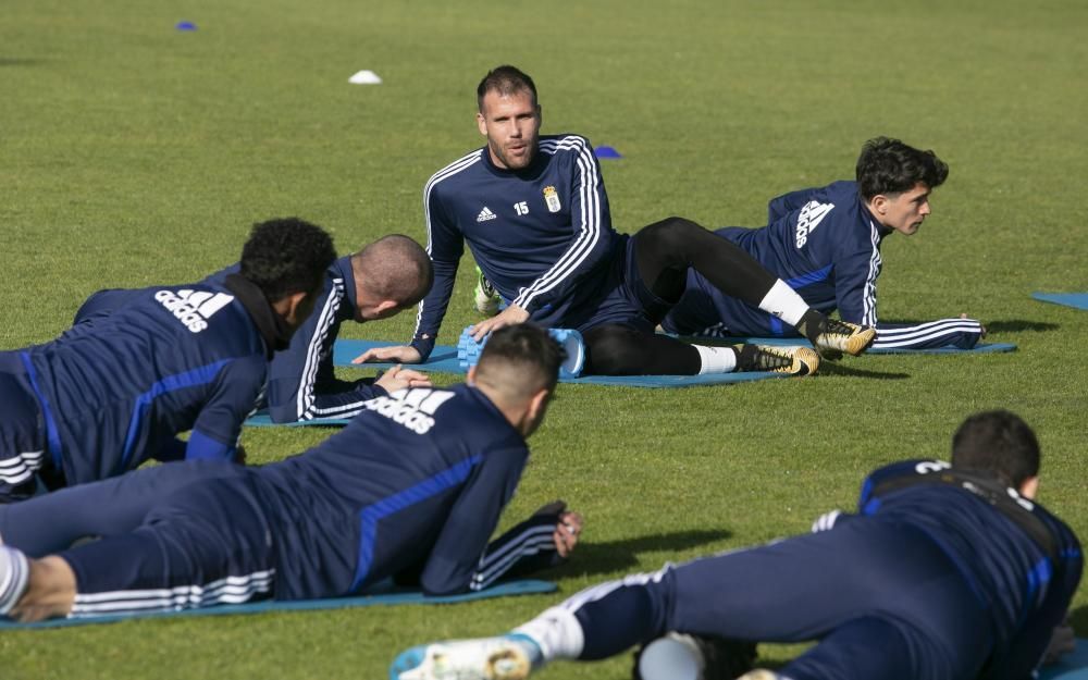 El entrenamiento del Oviedo de esta mañana