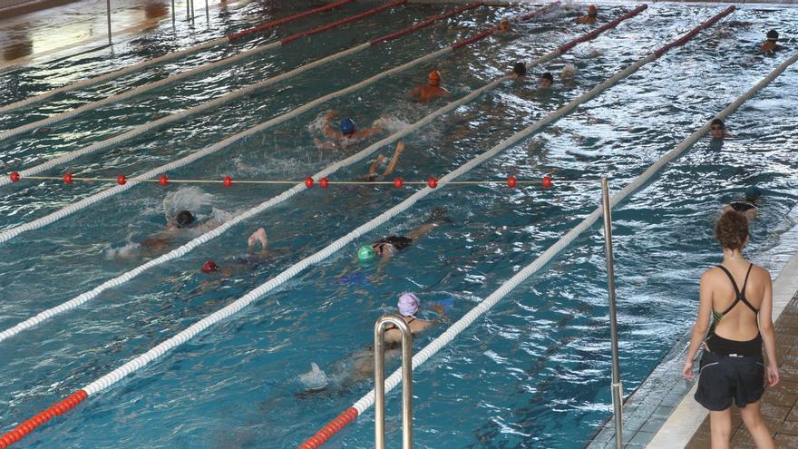 Vila-real reparará de urgencia los deshumidificadores de la piscina cubierta Yurema Requena