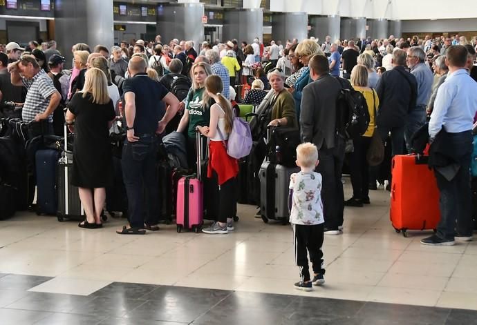 25/02/2020 AEROPUERTO. TELDE. Ambiente en el aeropuerto de Gran Canaria, dos días después de la suspencion de vuelos por la Calima.  Fotógrafa: YAIZA SOCORRO.  | 25/02/2020 | Fotógrafo: Yaiza Socorro