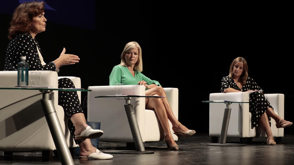 Charla de Carmen Calvo y Gabriela Bravo en el VI Feminario Valencia