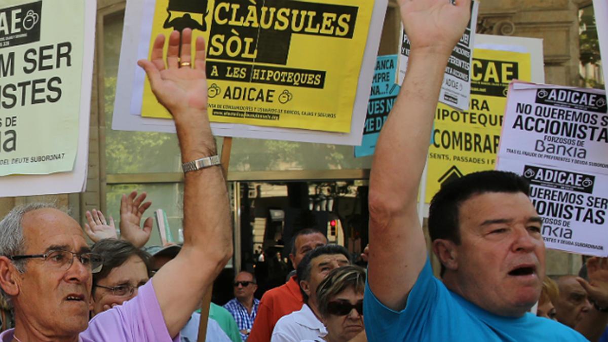 Protesta por las cláusulas suelo en Barcelona.