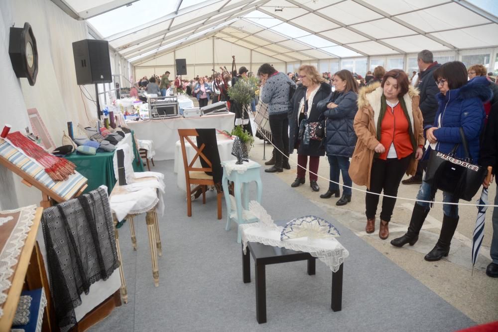 Las palilleiras tejen vínculos en Sanxenxo