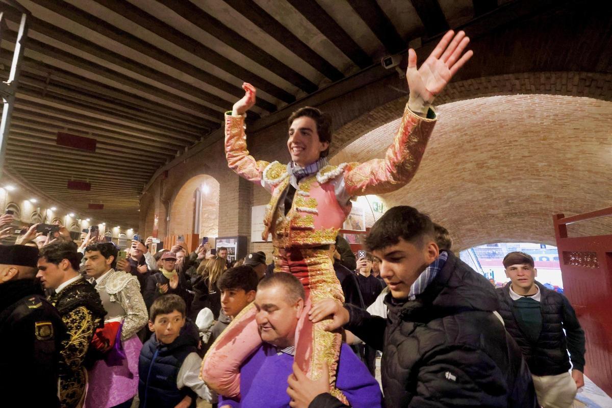 Todas las fotos de la novillada de la Feria de Fallas del 16 de marzo, con Torrijos, Julio Méndez y Julio Norte