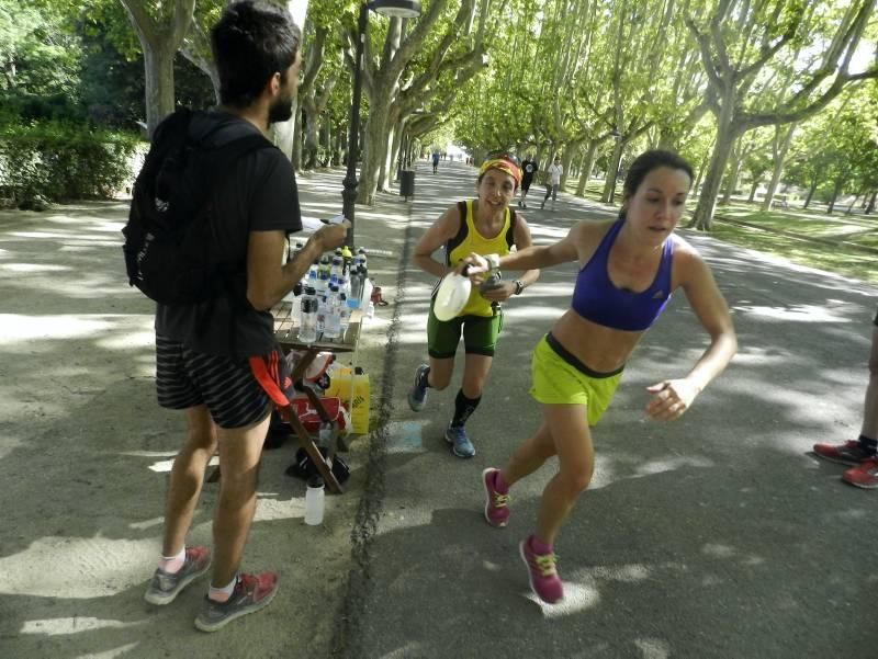 Una treintena de atletas de la escuela del Running Zaragoza realizaron el domingo una prueba de 21 kilómetros de cara al Maratón de Zaragoza